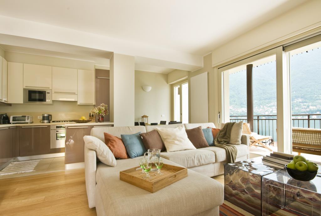 5 Luxury Laglio Apartments-By Italian Apartments Room photo