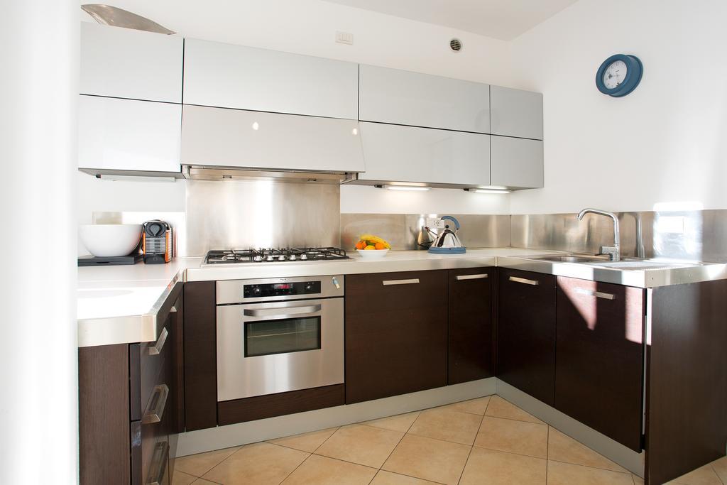 5 Luxury Laglio Apartments-By Italian Apartments Exterior photo